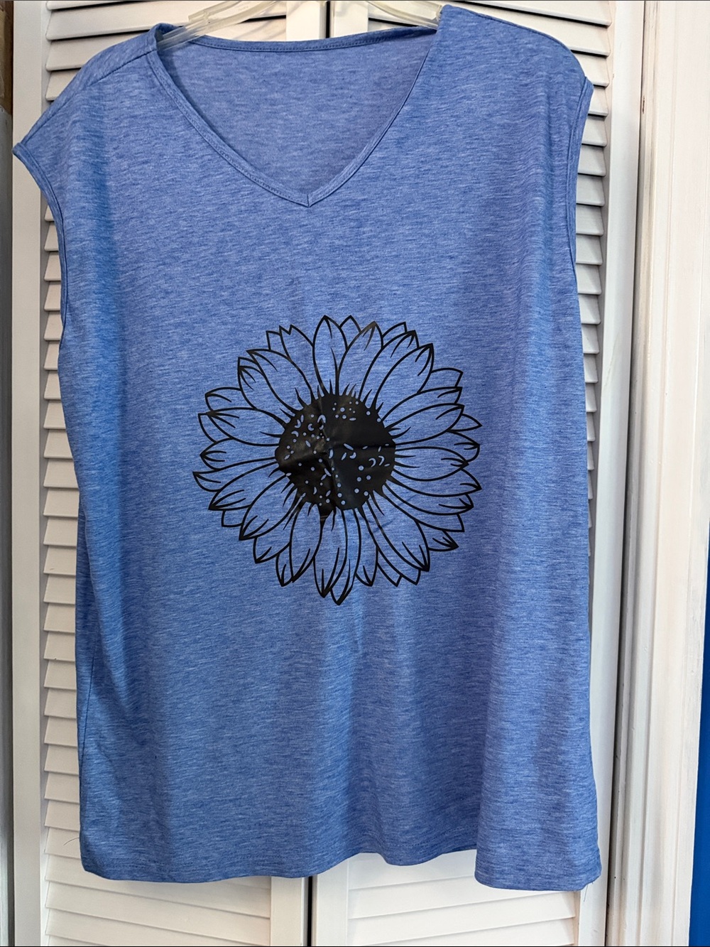 Blue V-Neck Sunflower Graphic Tank Top